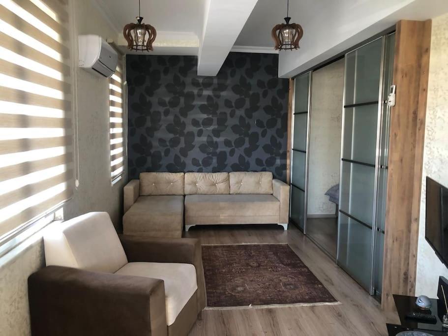 Lara Denize 900 Metre Havuzlu 1+1 Ozel Muthis Lokasyon Ev Antalya